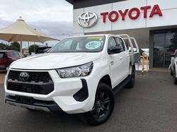 2024 Toyota Hilux 4x4 SR 2.8L T Diesel Automatic Double Cab