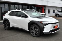 2023 Toyota bZ4x Standard AWD 71.4 kWh Li-ion batt Automatic Wagon