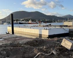 Barge Dumb