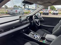 2022 MITSUBISHI OUTLANDER ES 7 SEAT (2WD)