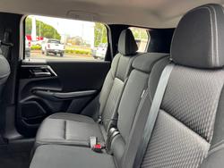 2022 MITSUBISHI OUTLANDER ES 7 SEAT (2WD)