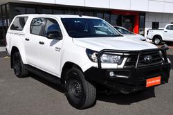 2020 Toyota Hilux 4x4 SR 2.8L T Diesel Automatic Double Cab