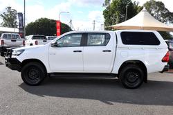 2020 Toyota Hilux 4x4 SR 2.8L T Diesel Automatic Double Cab