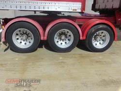 2005 Maxitrans Tip Through Bin B Double Set