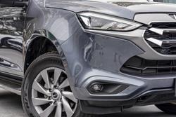 2021 Isuzu MU-X LS-U