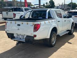 2011 MITSUBISHI TRITON GLR