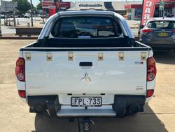 2011 MITSUBISHI TRITON GLR