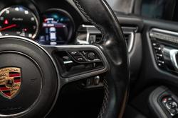 2016 Porsche Macan Turbo