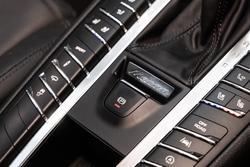 2016 Porsche Macan Turbo