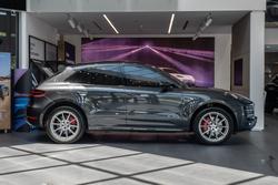 2016 Porsche Macan Turbo