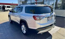 2019 Holden
                Acadia LT