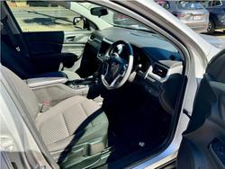 2019 Holden
                Acadia LT
