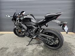 2025 Yamaha YZF-R7LA Black