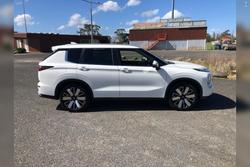 2025 Mitsubishi Outlander Aspire