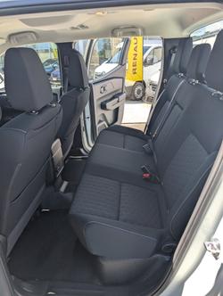 2025 NISSAN NAVARA SL