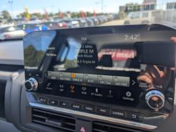 2025 NISSAN NAVARA SL