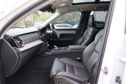 2025 Volvo XC90 Ultra B5 Dark