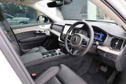 2025 Volvo XC90 Ultra B5 Dark