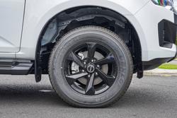 2025 Isuzu D-MAX X-RIDER