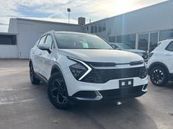 2022 Kia
                Sportage S