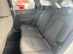 2022 Kia
                Sportage S