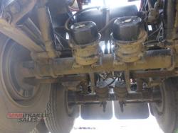 2006 Chris's Body Builders 3 Axle Bin Dog Trailer