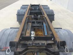 2006 Chris's Body Builders 3 Axle Bin Dog Trailer