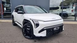 2025 KIA EV3