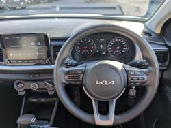 2024 KIA STONIC YB