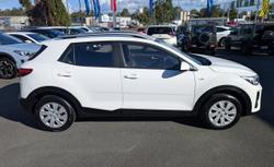 2024 KIA STONIC YB