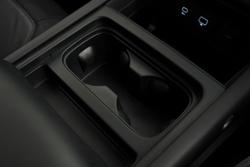 2023 Land Rover Defender 110 D300 X-Dynamic HSE