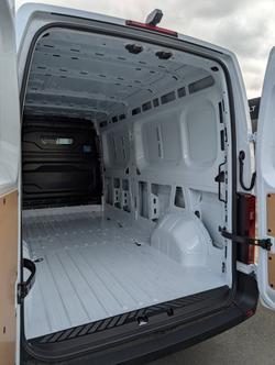 2026 RENAULT MASTER LWB