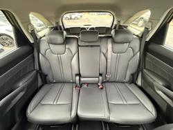 2025 Kia
Sorento Sport+