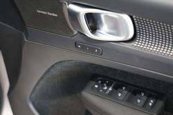 2025 Volvo EX40 Ultra Single Motor Extended Range