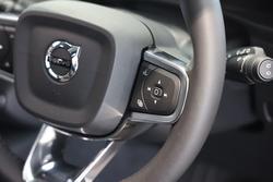 2025 Volvo EX40 Ultra Single Motor Extended Range