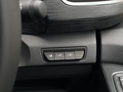 2024 Renault
                Trafic MY24 LWB Premium