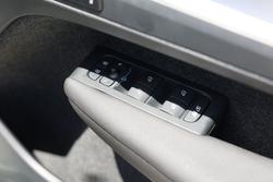 2025 Volvo XC40 Ultra B4 Dark