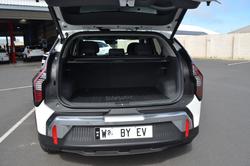2025 KIA
EV3 2025 KIA EV3 SV EV3 EARTH FWD LR SUBTLE GREY INT