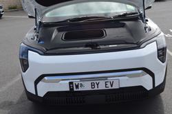 2025 KIA
EV3 2025 KIA EV3 SV EV3 EARTH FWD LR SUBTLE GREY INT