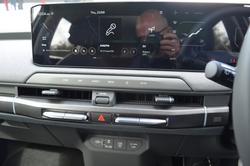 2025 KIA
EV3 2025 KIA EV3 SV EV3 EARTH FWD LR SUBTLE GREY INT