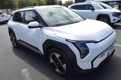 2025 KIA
EV3 2025 KIA EV3 SV EV3 EARTH FWD LR SUBTLE GREY INT