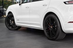 2025 Porsche Cayenne GTS