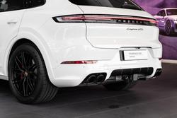 2025 Porsche Cayenne GTS