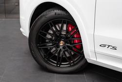 2025 Porsche Cayenne GTS