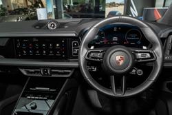 2025 Porsche Cayenne GTS