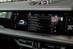2025 Porsche Cayenne GTS