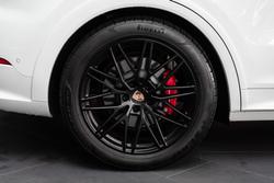 2025 Porsche Cayenne GTS