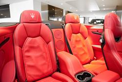 2015 Maserati GranCabrio Sport