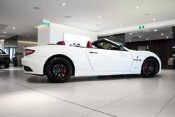 2015 Maserati GranCabrio Sport