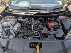 2025 Nissan X-TRAIL ST-L